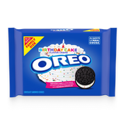 Birthday Cake Creme Chocolate Sandwich Cookies, Family Size F0